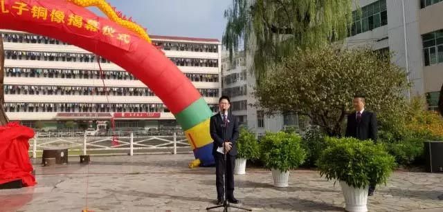 廣東博皓復(fù)合材料有限公司董事長(zhǎng)、廣東省江西上猶商會(huì)會(huì)長(zhǎng)賴厚平先生致辭