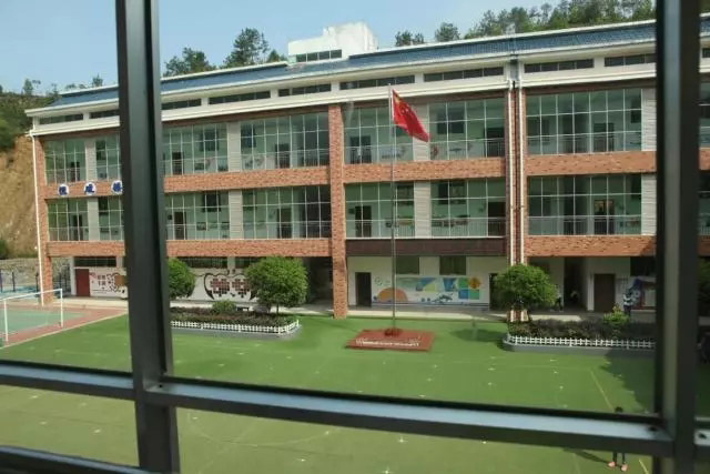 延綿大愛(ài)五百公里，廣東博皓實(shí)鷹隊(duì)情牽江西上猶縣特殊教育學(xué)校-2