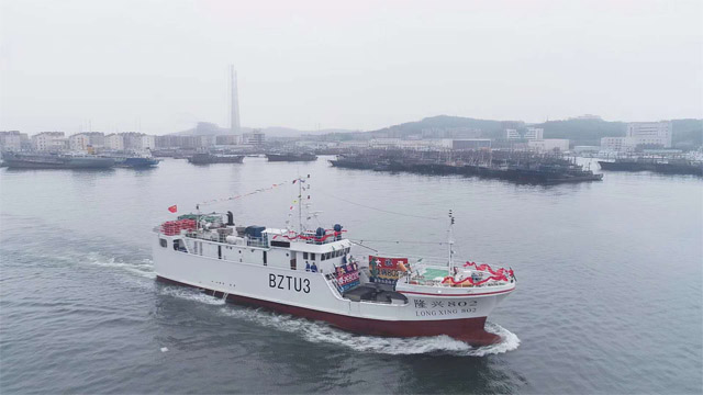 我國(guó)自主建造的首批兩艘大洋性玻璃鋼超低溫金槍魚(yú)延繩釣船隆興801和隆興802順利啟航，對(duì)于我國(guó)的玻璃鋼漁船產(chǎn)業(yè)化進(jìn)程具有里程碑式的重要而深遠(yuǎn)的意義。廣東博皓提供玻璃鋼船艇選材解決方案。