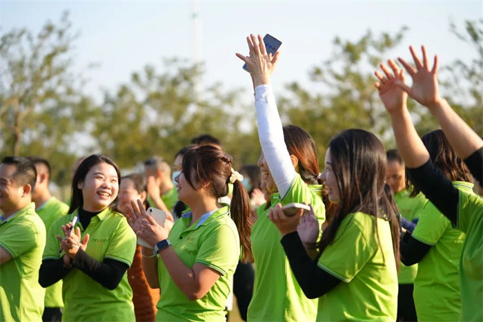 廣東博皓“技?jí)喝盒壅l知曉，賽場(chǎng)風(fēng)云見真曉”第五屆運(yùn)動(dòng)會(huì)    -2