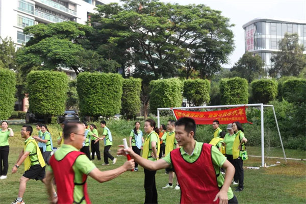運(yùn)動(dòng)與激情碰撞，健康與快樂(lè)共享—廣東博皓第六屆運(yùn)動(dòng)會(huì)   -傳統(tǒng)接力賽